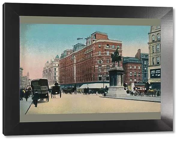 London. Knightbridge, 1906. Creator: Unknown