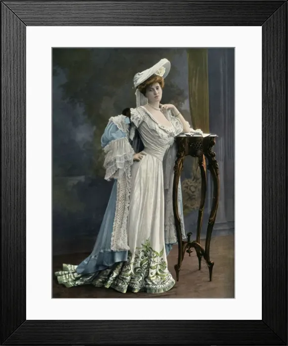 Framed Print : Mlle. Paule Andral - Du Theatre Du Vaudeville - Role de Roseline Denis. - L Esbroufe, 1904 Framed Print : Mlle. Paule Andral - Du Theatre Du Vaudeville - Role de Roseline Denis. - L Esbroufe, 1904
