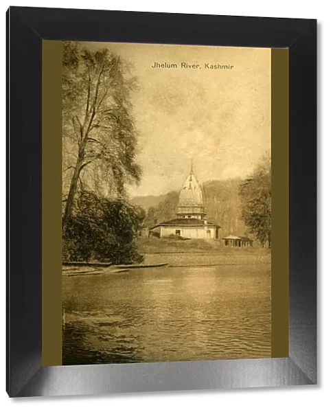 Jhelum River, Kashmir, c1918-c1939. Creator: Unknown
