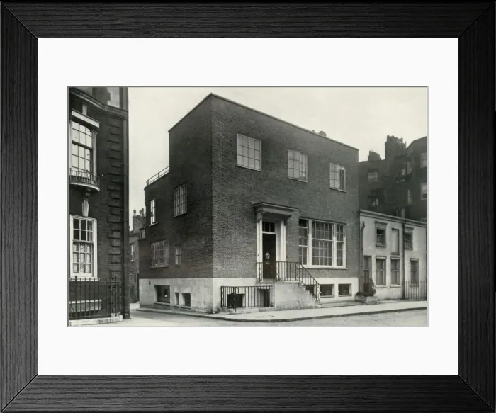 Framed Print : House in Weymouth Street, London, 1937 Creator: Unknown Framed Print : House in Weymouth Street, London, 1937 Creator: Unknown