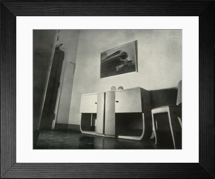 Framed Print : New York pent-house of Raymond Loewy, designed by himself - Entrance lobby, 1937 Framed Print : New York pent-house of Raymond Loewy, designed by himself - Entrance lobby, 1937