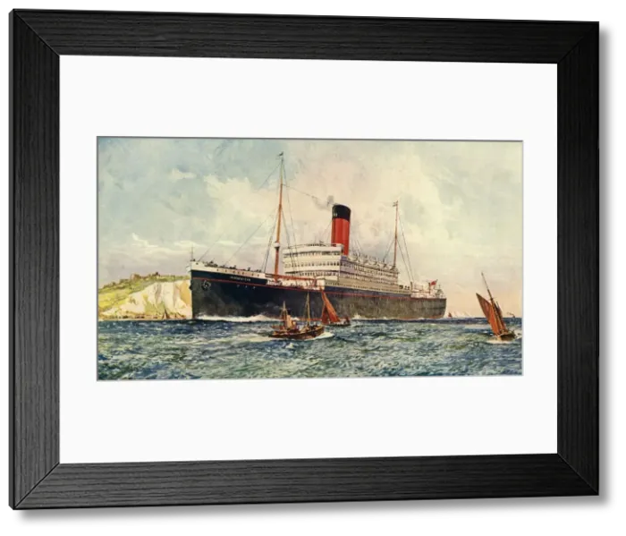 Framed Print : The Minnewaska (Atlantic Transport Line), (21, 998 tons), c1930. Creator: Unknown Framed Print : The Minnewaska (Atlantic Transport Line), (21, 998 tons), c1930. Creator: Unknown