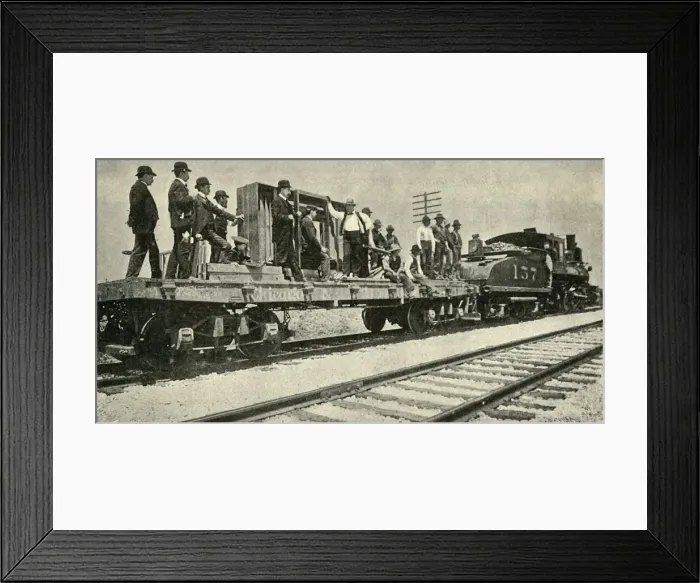Framed Print : En Route To The Outdoor Studio, 1901. Creator: Unknown Framed Print : En Route To The Outdoor Studio, 1901. Creator: Unknown