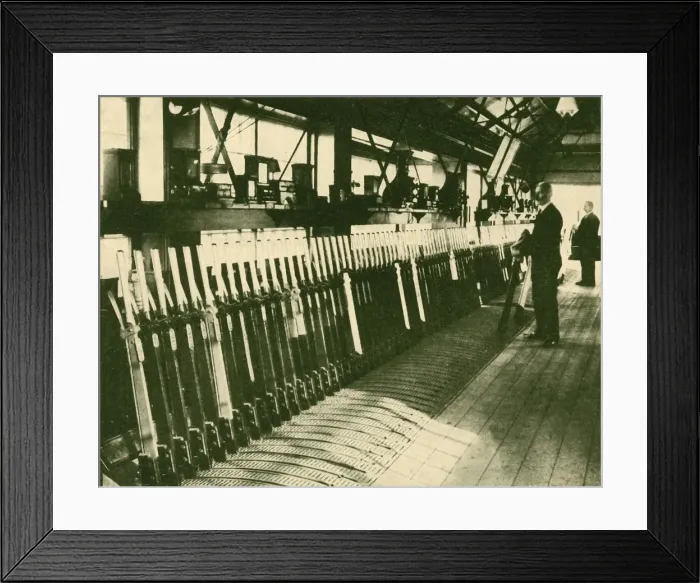 Framed Print : A Manual Box on the Great Western Main Line, Reading, 1930. Creator: Unknown Framed Print : A Manual Box on the Great Western Main Line, Reading, 1930. Creator: Unknown