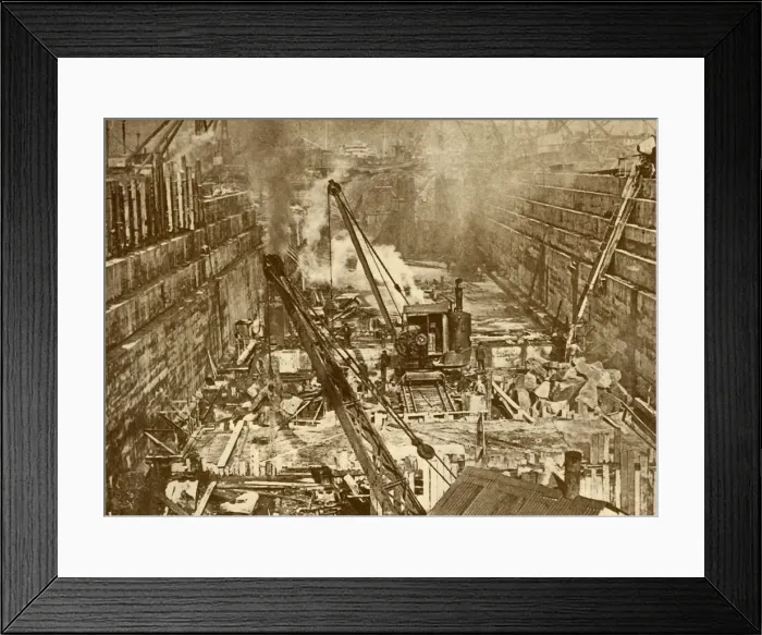 Framed Print : Constructing a Dry Dock at Swansea, c1930. Creator: Unknown Framed Print : Constructing a Dry Dock at Swansea, c1930. Creator: Unknown