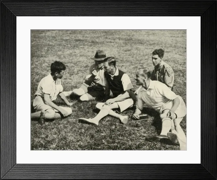 Framed Print : In Camp at Southwold, Suffolk: A Friendly Chat, 1937. Creator: Unknown