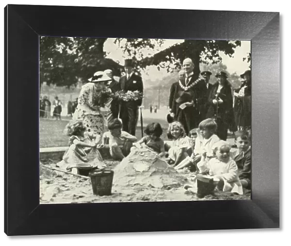 Her Majesty... at the New Playground on the Site of the Old Foundling Hospital, 1936, 1937