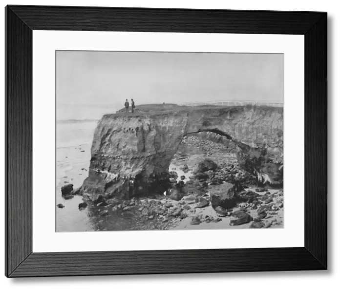Framed Print : Natural Bridge on the Coast near Santa Cruz, California, c1897. Creator: Unknown Framed Print : Natural Bridge on the Coast near Santa Cruz, California, c1897. Creator: Unknown