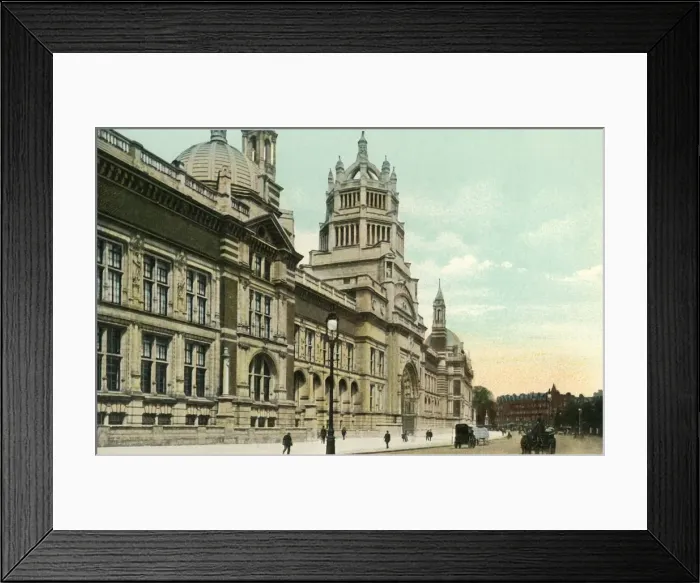 Framed Print : The Victoria and Albert Museum, c1900s. Creator: Eyre & Spottiswoode Framed Print : The Victoria and Albert Museum, c1900s. Creator: Eyre & Spottiswoode
