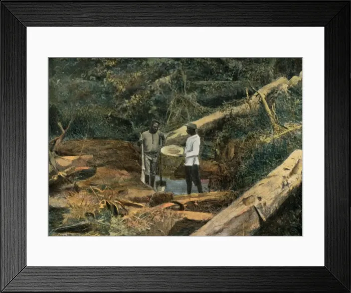 Framed Print : Saint-Elie. La Battee (Recherche De L Or), (Panning for Gold), 1900. Creator: Unknown Framed Print : Saint-Elie. La Battee (Recherche De L Or), (Panning for Gold), 1900. Creator: Unknown