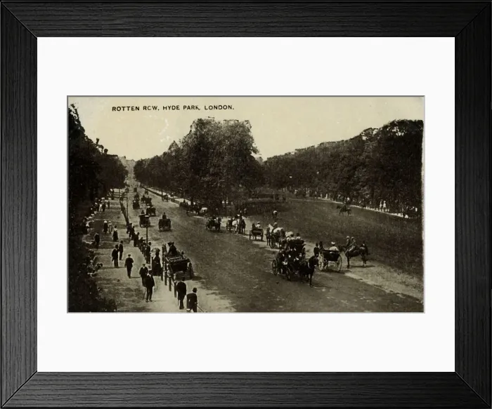 Framed Print : Rotten Row, Hyde Park, London, late 19th-early 20th century. Creator: Unknown Framed Print : Rotten Row, Hyde Park, London, late 19th-early 20th century. Creator: Unknown