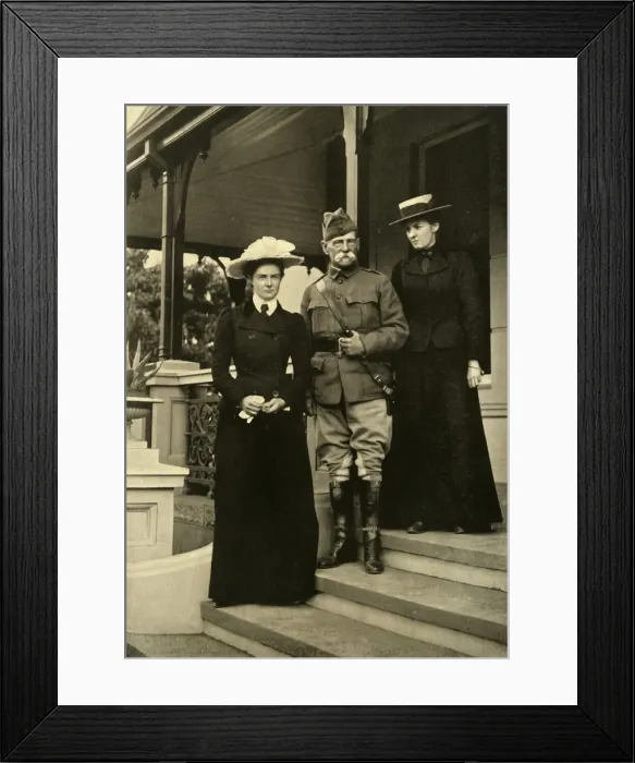 Framed Print : Lord Roberts and his Daughters at Pretoria, 1900, (1901). Creator: Horace Walter Nicholls Framed Print : Lord Roberts and his Daughters at Pretoria, 1900, (1901). Creator: Horace Walter Nicholls