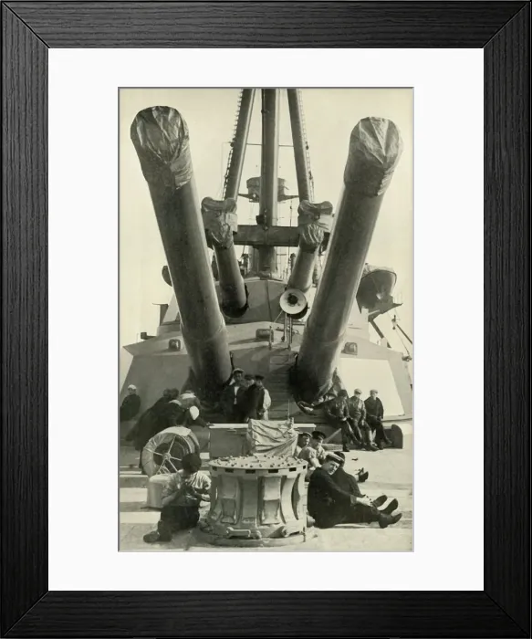 Framed Print : The Fangs of the British Lion, (1919). Creator: Unknown Framed Print : The Fangs of the British Lion, (1919). Creator: Unknown