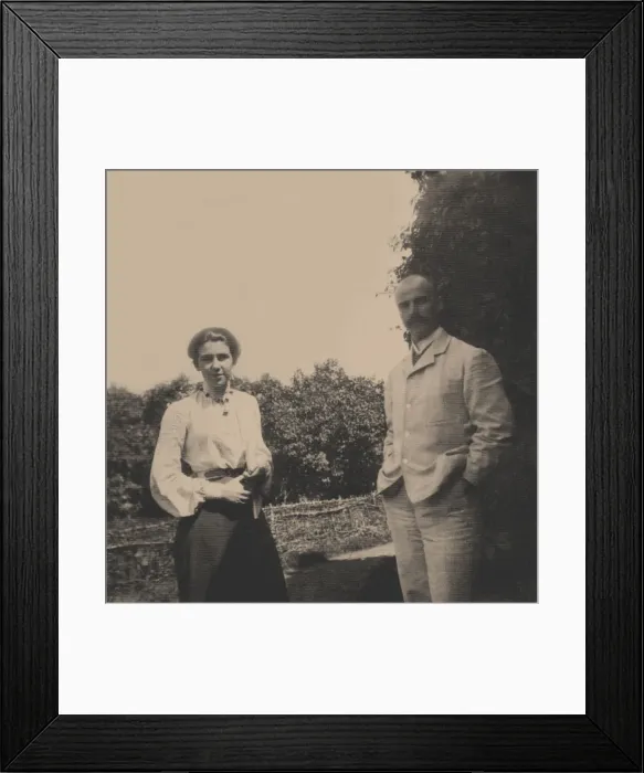 Framed Print : Yuri Alexandrovich Olsufyev (1878-1938) with his wife Sophia Vladimirovna, 1900s Framed Print : Yuri Alexandrovich Olsufyev (1878-1938) with his wife Sophia Vladimirovna, 1900s