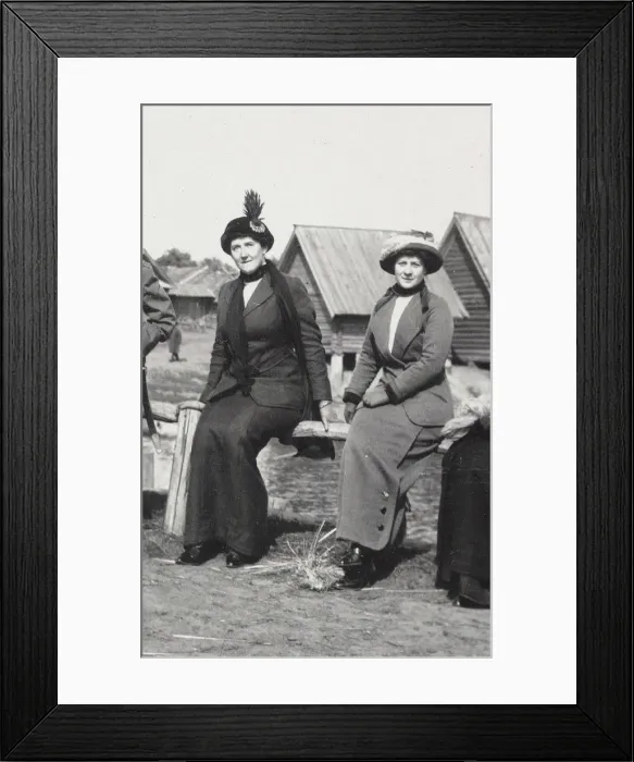Framed Print : Maria Evgenyevna Golovina, secretary of Rasputin (right) and Julia Alexandrovna Den, 1912-1913 Framed Print : Maria Evgenyevna Golovina, secretary of Rasputin (right) and Julia Alexandrovna Den, 1912-1913