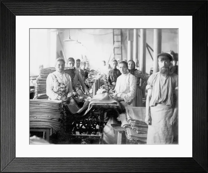 Framed Print : Okulov textile bag factory. Kulotino, 1905. Artist: Anonymous Framed Print : Okulov textile bag factory. Kulotino, 1905. Artist: Anonymous
