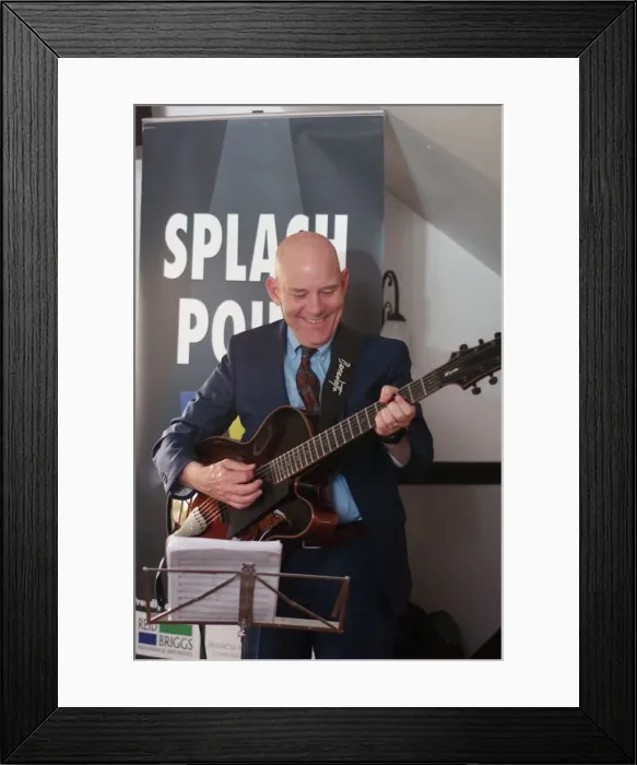 Framed Print : Wayne Wilkinson, Splash Point Jazz Club, Plough Inn, Rottingdean, East Sussex, UK, 17 May 2019 Framed Print : Wayne Wilkinson, Splash Point Jazz Club, Plough Inn, Rottingdean, East Sussex, UK, 17 May 2019