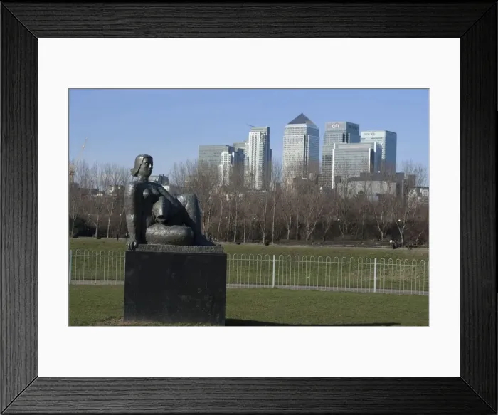 Framed Print : Docklands and Canary Wharf, London, England, UK, 2 / 3 / 10. Creator: Ethel Davies Framed Print : Docklands and Canary Wharf, London, England, UK, 2 / 3 / 10. Creator: Ethel Davies