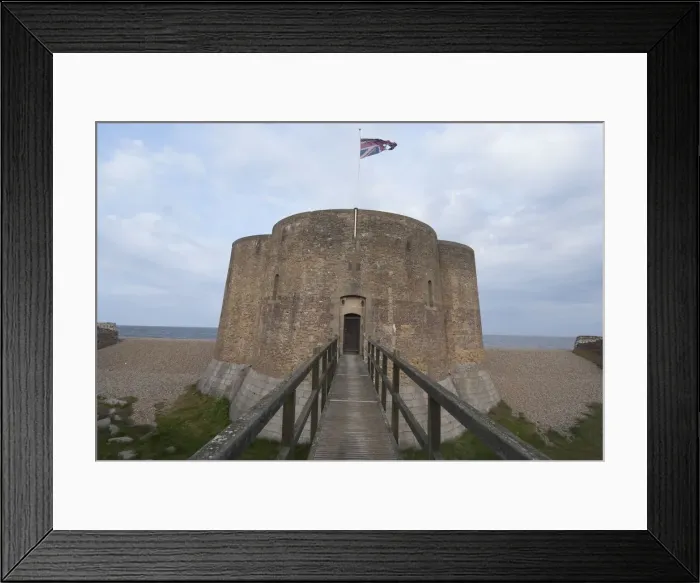 Framed Print : Martello Tower, Aldeburgh, Suffolk, England, UK, 25 / 5 / 10. Creator: Ethel Davies Framed Print : Martello Tower, Aldeburgh, Suffolk, England, UK, 25 / 5 / 10. Creator: Ethel Davies