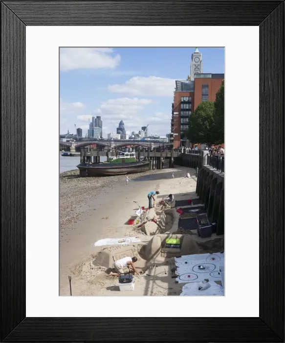 Framed Print : Nr Oxo Tower, London, England, 3 / 9 / 10. Creator: Ethel Davies Framed Print : Nr Oxo Tower, London, England, 3 / 9 / 10. Creator: Ethel Davies