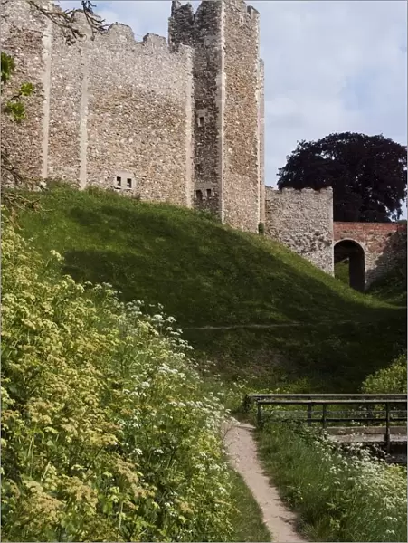 Framlingham Castle, Framlingham, Suffolk, England, UK, 25  /  5  /  10. Creator: Ethel Davies