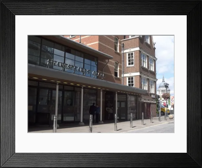 Framed Print : Main entrance, Shakespeares Globe, Southwark, London, England, UK, 3 / 9 / 10. Creator: Ethel Davies Framed Print : Main entrance, Shakespeares Globe, Southwark, London, England, UK, 3 / 9 / 10. Creator: Ethel Davies