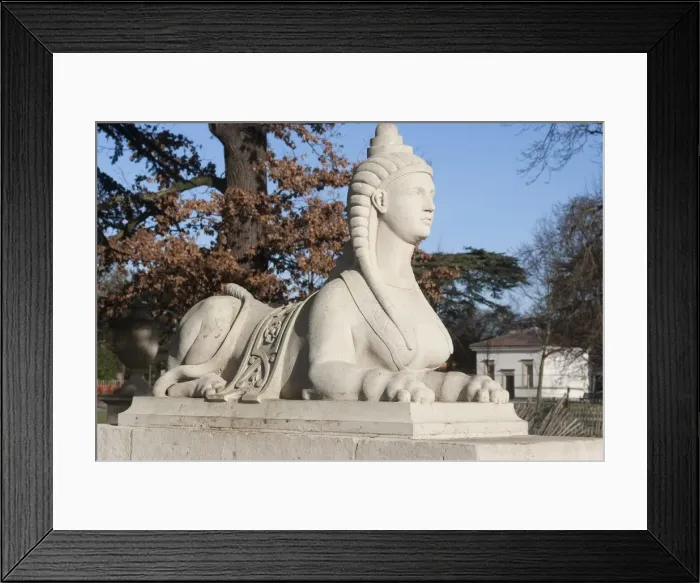 Framed Print : Chiswick Gdns & Park, London, England, UK, 1 / 2 / 10. Creator: Ethel Davies Framed Print : Chiswick Gdns & Park, London, England, UK, 1 / 2 / 10. Creator: Ethel Davies