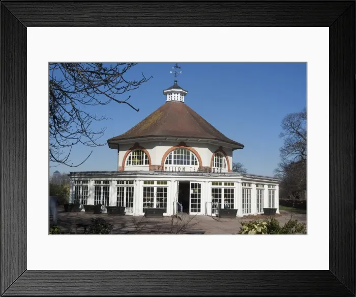 Framed Print : Greenwich Park, London, England, UK, 2 / 3 / 10. Creator: Ethel Davies Framed Print : Greenwich Park, London, England, UK, 2 / 3 / 10. Creator: Ethel Davies