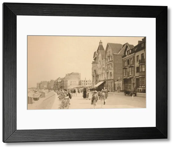 Framed Print : La Digue, (The Promenade), c1900. Creator: Unknown Framed Print : La Digue, (The Promenade), c1900. Creator: Unknown