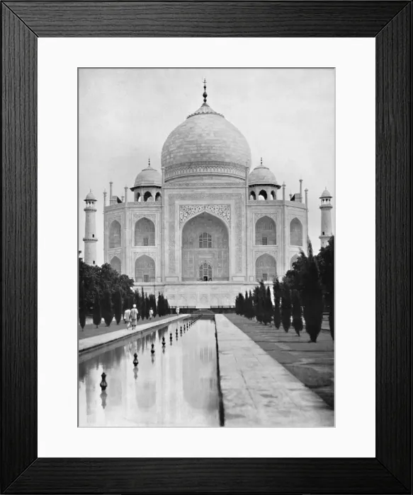 Framed Print : Agra. The Taj Mahal near view, c1910. Creator: Unknown Framed Print : Agra. The Taj Mahal near view, c1910. Creator: Unknown