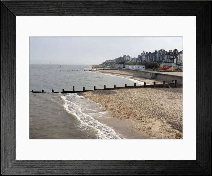 Framed Print : Southwold, Suffolk, 24 / 5 / 10. Creator: Ethel Davies; Davies, Ethel Framed Print : Southwold, Suffolk, 24 / 5 / 10. Creator: Ethel Davies; Davies, Ethel