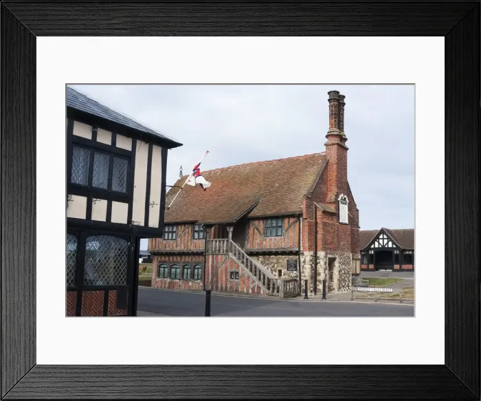 Framed Print : Aldeburgh, Suffolk, England, 25 / 5 / 10. Creator: Ethel Davies; Davies, Ethel Framed Print : Aldeburgh, Suffolk, England, 25 / 5 / 10. Creator: Ethel Davies; Davies, Ethel