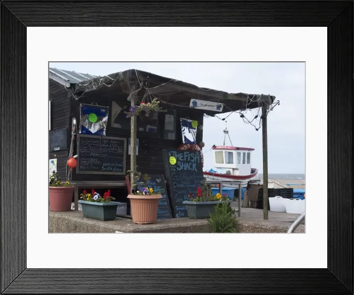 Framed Print : Aldeburgh, Suffolk, England, 25 / 5 / 10. Creator: Ethel Davies; Davies, Ethel Framed Print : Aldeburgh, Suffolk, England, 25 / 5 / 10. Creator: Ethel Davies; Davies, Ethel