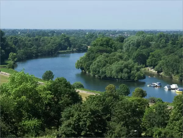 Richmond Hill View, Surrey, England, 28  /  6  /  10. Creator: Ethel Davies; Davies, Ethel