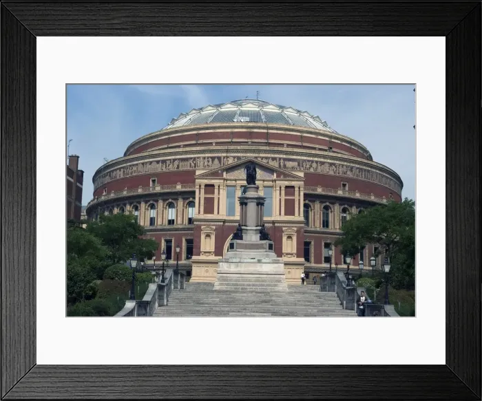 Framed Print : Royal Albert Hall, Kensington, London, 2 / 9 / 10. Creator: Ethel Davies; Davies, Ethel Framed Print : Royal Albert Hall, Kensington, London, 2 / 9 / 10. Creator: Ethel Davies; Davies, Ethel