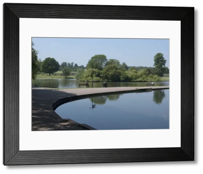 Framed Print : Verulamium Pk, St Albans, Hertfordshire, England, 4 / 6 / 10. Creator: Ethel Davies; Davies, Ethel Framed Print : Verulamium Pk, St Albans, Hertfordshire, England, 4 / 6 / 10. Creator: Ethel Davies; Davies, Ethel