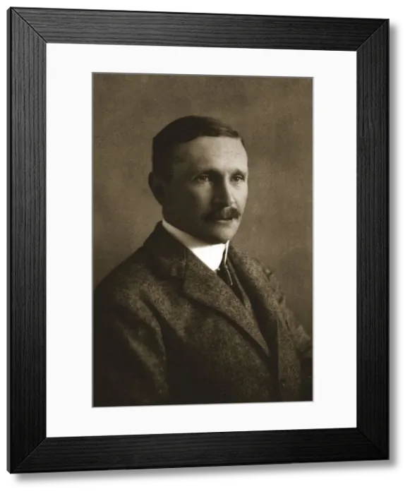 Framed Print : Mrs Hill Wood, 1911. Creator: Unknown Framed Print : Mrs Hill Wood, 1911. Creator: Unknown