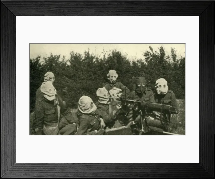 Framed Print : British Machine-gun Section wearing anti-gas masks, First World War, 1914-1918, (c1920) Framed Print : British Machine-gun Section wearing anti-gas masks, First World War, 1914-1918, (c1920)
