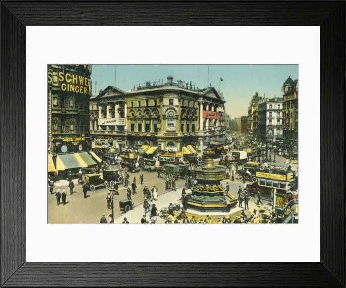 Framed Print : Piccadilly Circus, London, c1910. Creator: Unknown Framed Print : Piccadilly Circus, London, c1910. Creator: Unknown