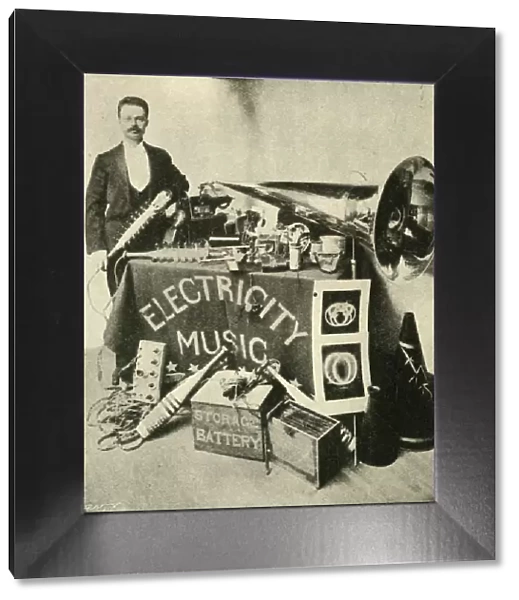 Mr. Patterson and His Apparatus, 1900. Creator: Unknown