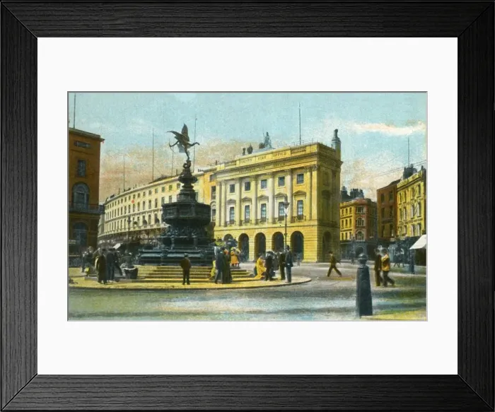 Framed Print : Piccadilly Circus, London, c1910. Creator: Unknown Framed Print : Piccadilly Circus, London, c1910. Creator: Unknown