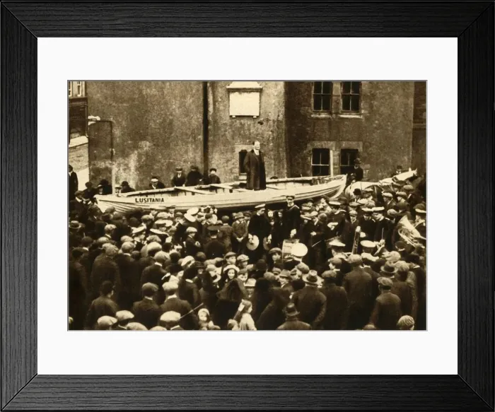 Framed Print : Dr. Macaura... addressing a recruiting rally, c1915, (1933). Creator: Unknown Framed Print : Dr. Macaura... addressing a recruiting rally, c1915, (1933). Creator: Unknown
