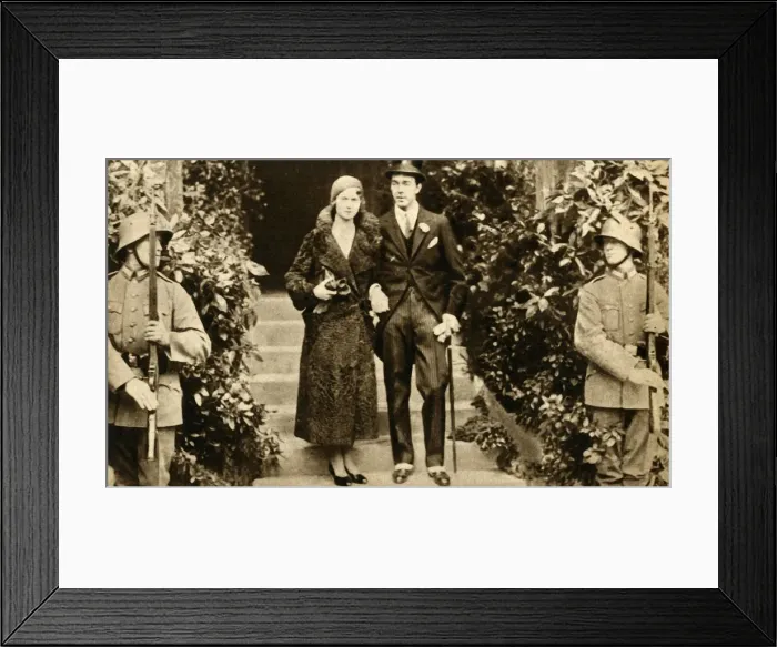 Framed Print : Prince Gustav Adolf of Sweden and Princess Sybille of Coburg drew together at their Framed Print : Prince Gustav Adolf of Sweden and Princess Sybille of Coburg drew together at their