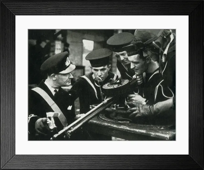 Framed Print : Machine-gun instruction, Fleet Air Arm, c1943. Creator: Unknown Framed Print : Machine-gun instruction, Fleet Air Arm, c1943. Creator: Unknown