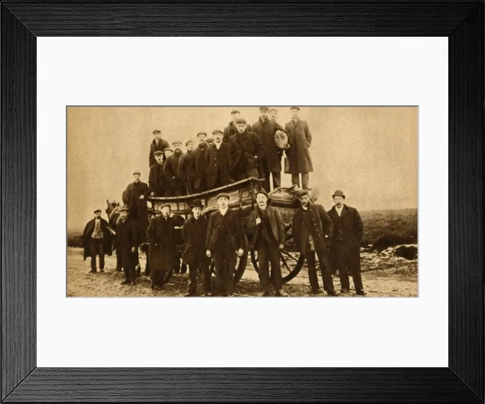 Framed Print : Back to the Land, 1905, (1933). Creator: Unknown Framed Print : Back to the Land, 1905, (1933). Creator: Unknown