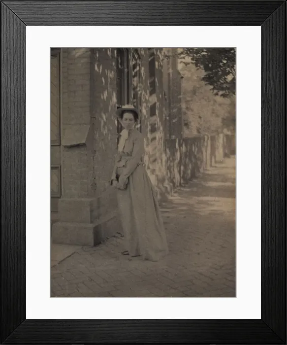 Framed Print : Letitia Felix, c. 1898. Creator: Clarence H. White (American, 1871-1925) Framed Print : Letitia Felix, c. 1898. Creator: Clarence H. White (American, 1871-1925)