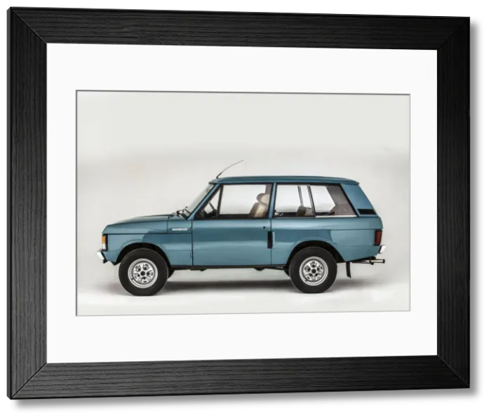 Framed Print : 1971 Range Rover. Creator: Unknown Framed Print : 1971 Range Rover. Creator: Unknown