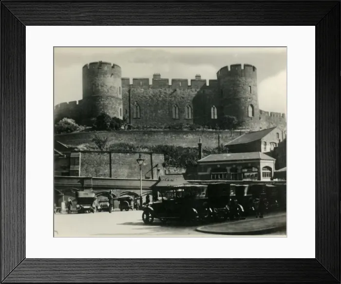 Framed Print : The Castle, Shrewsbury, c1920s. Creator: Unknown Framed Print : The Castle, Shrewsbury, c1920s. Creator: Unknown