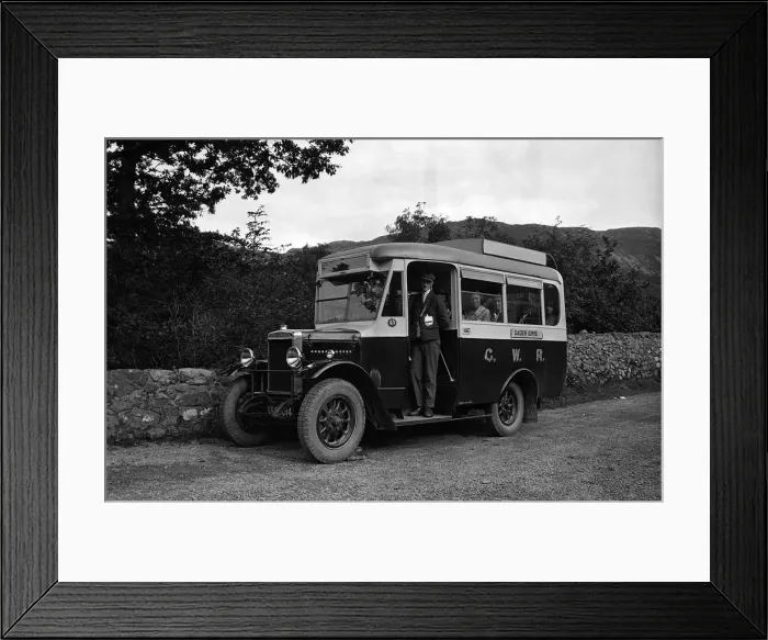 Framed Print : 1929 Morris Commercial TX bus for GWR. Creator: Unknown Framed Print : 1929 Morris Commercial TX bus for GWR. Creator: Unknown