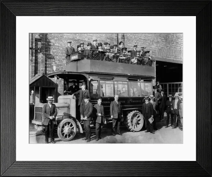 Framed Print : 1906 Daimler experimental gearless bus. Creator: Unknown Framed Print : 1906 Daimler experimental gearless bus. Creator: Unknown